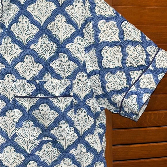 Adorable Roller Rabbit Blue and White Pajama Set - Picture 3 of 15